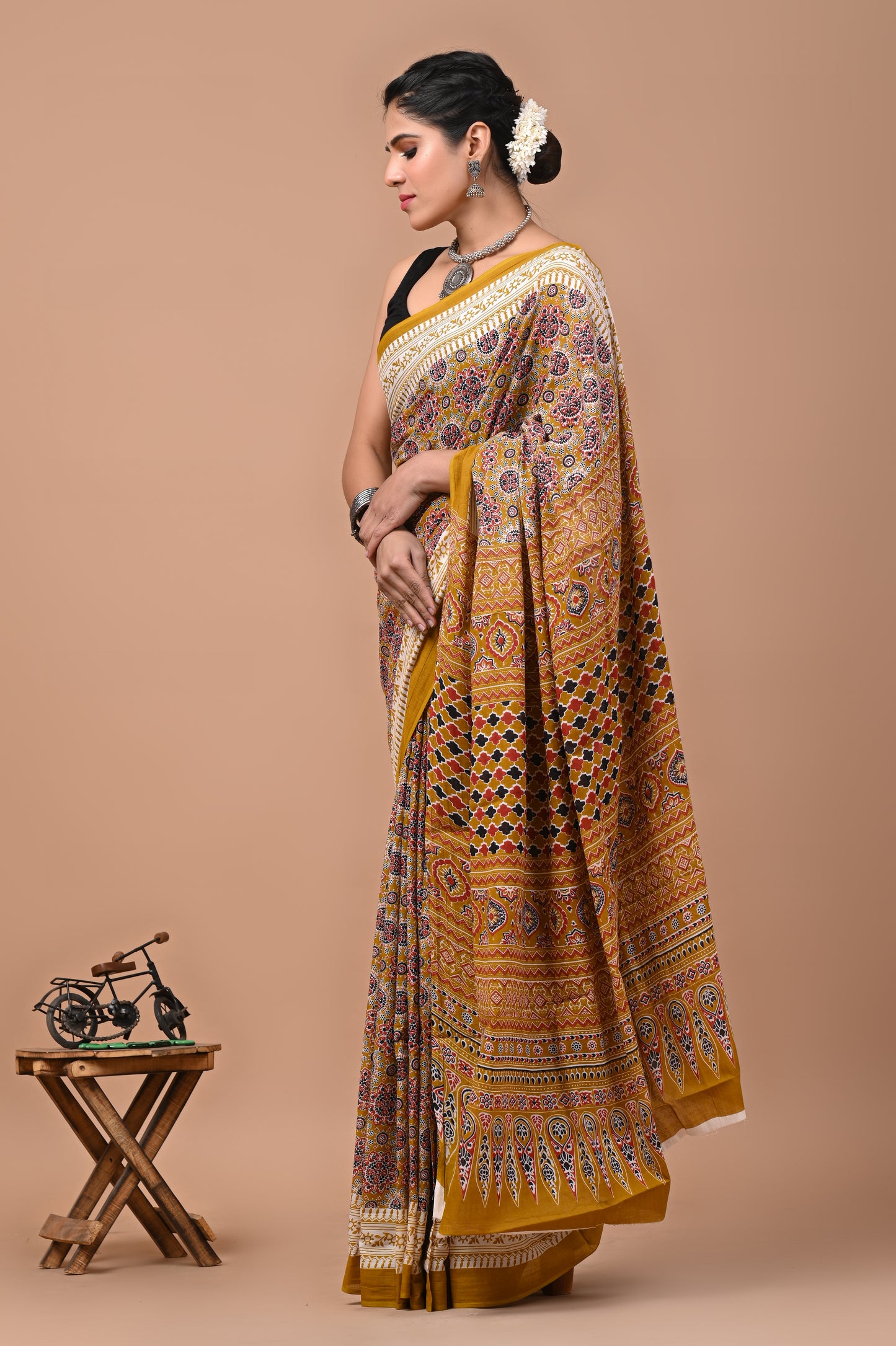 Ajrak Printed Pure Cotton Mulmul Saree – Elegant Ethnic Wear with Blouse