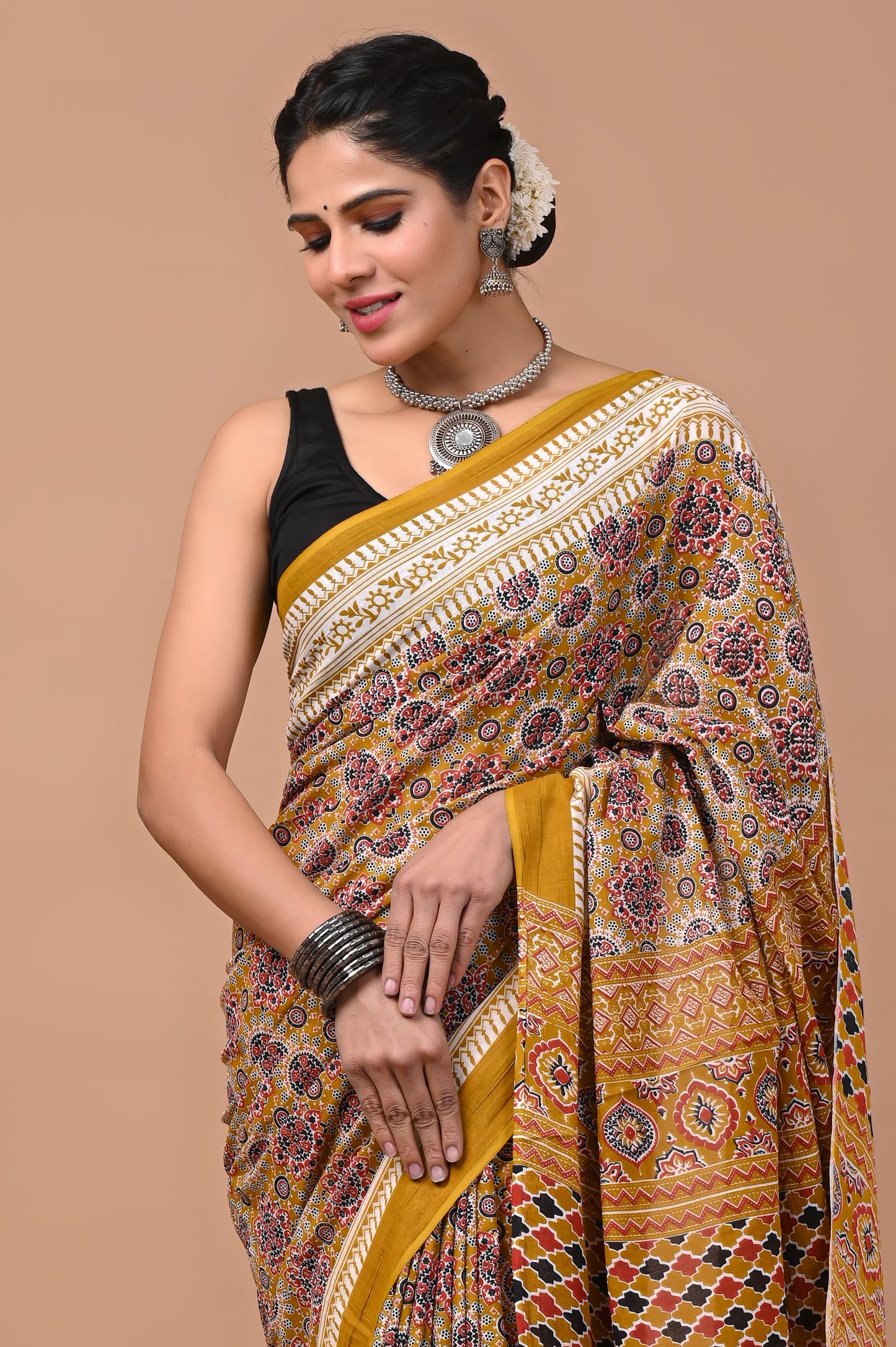 Ajrak Printed Pure Cotton Mulmul Saree – Elegant Ethnic Wear with Blouse