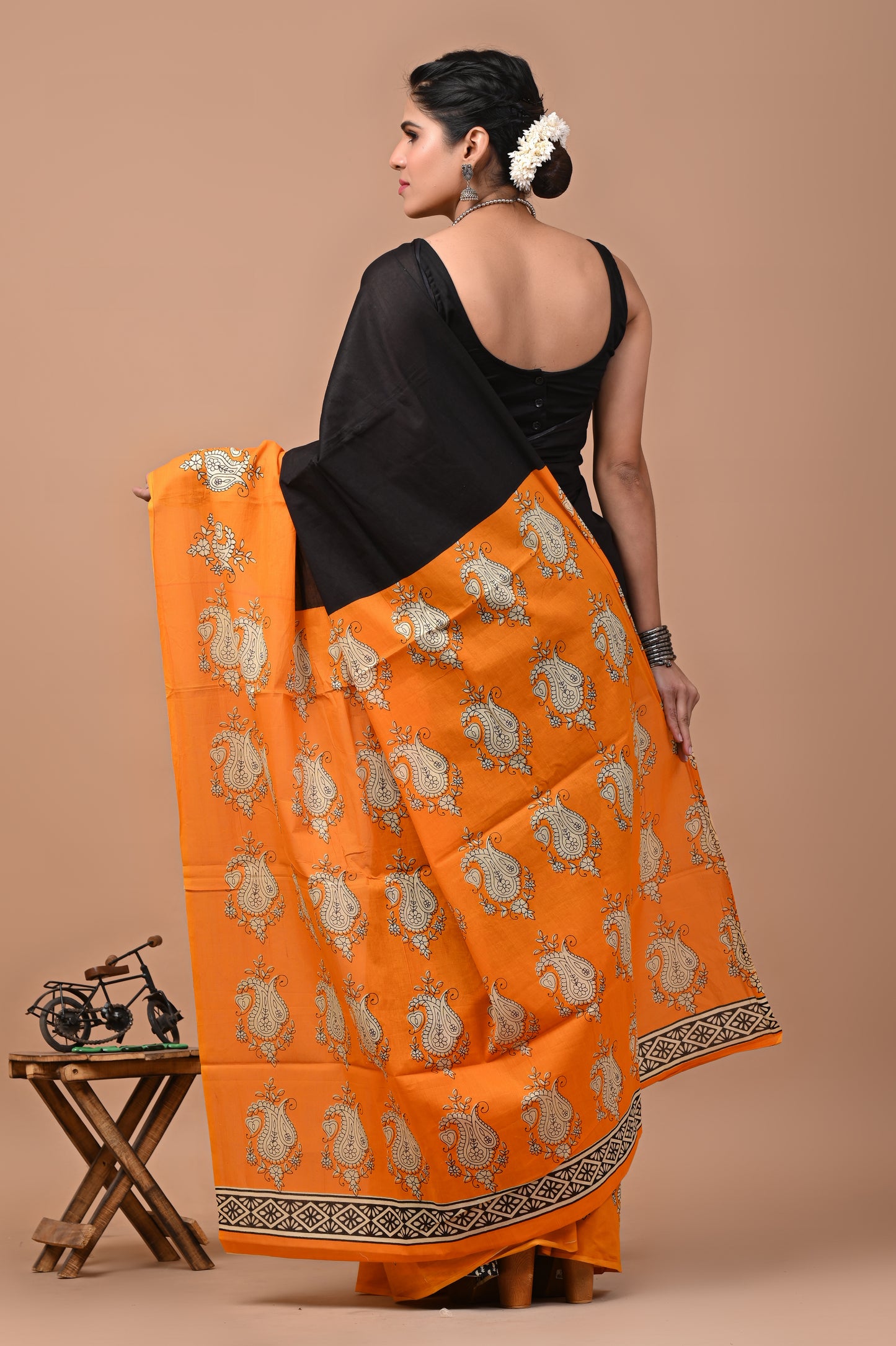 Ajrak Printed Pure Cotton Mulmul Sarees - Shop Elegant Handloom Online