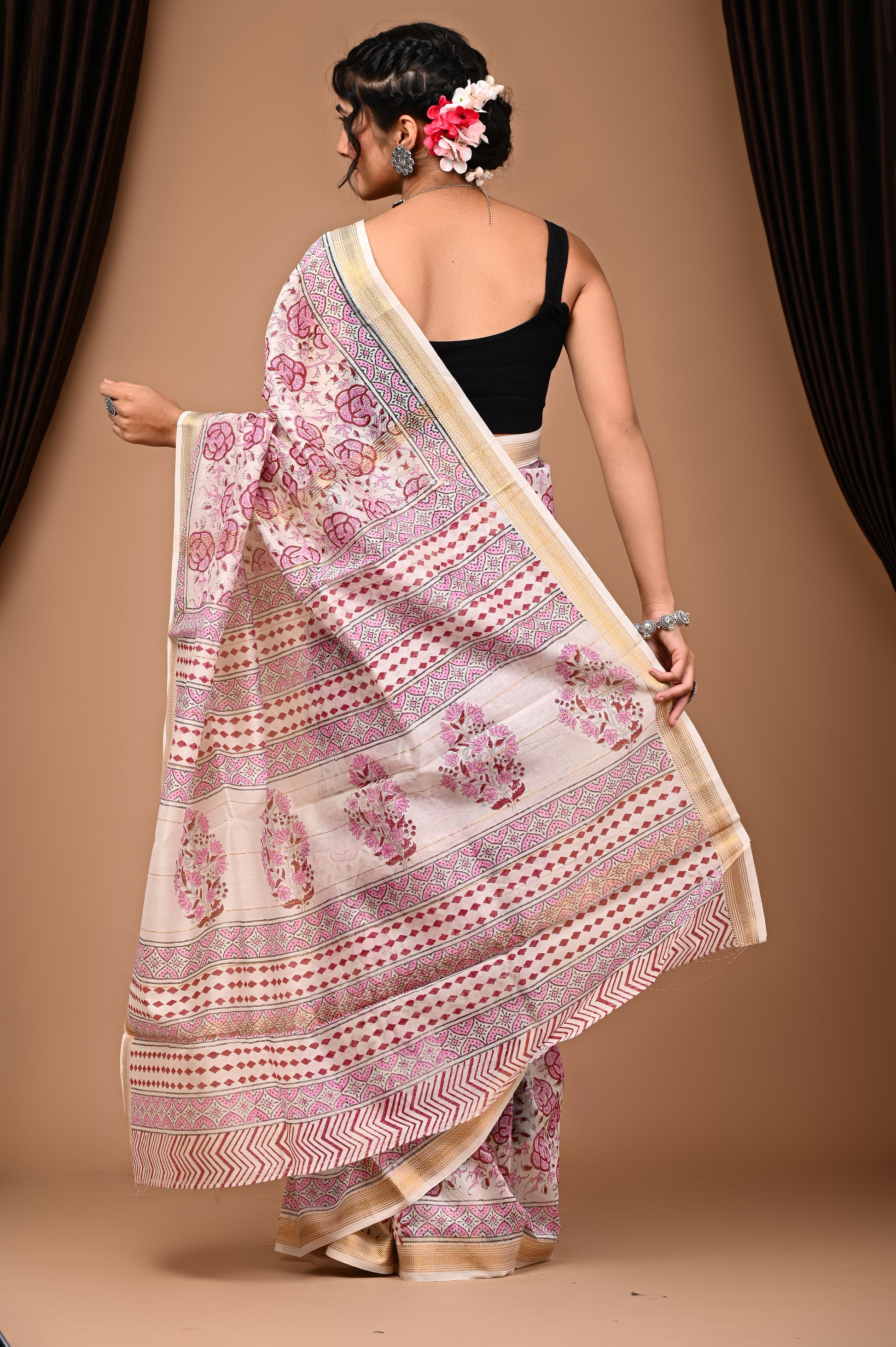 Maheshwari Silk Saree With Unstiched Blouse - Mj Creation