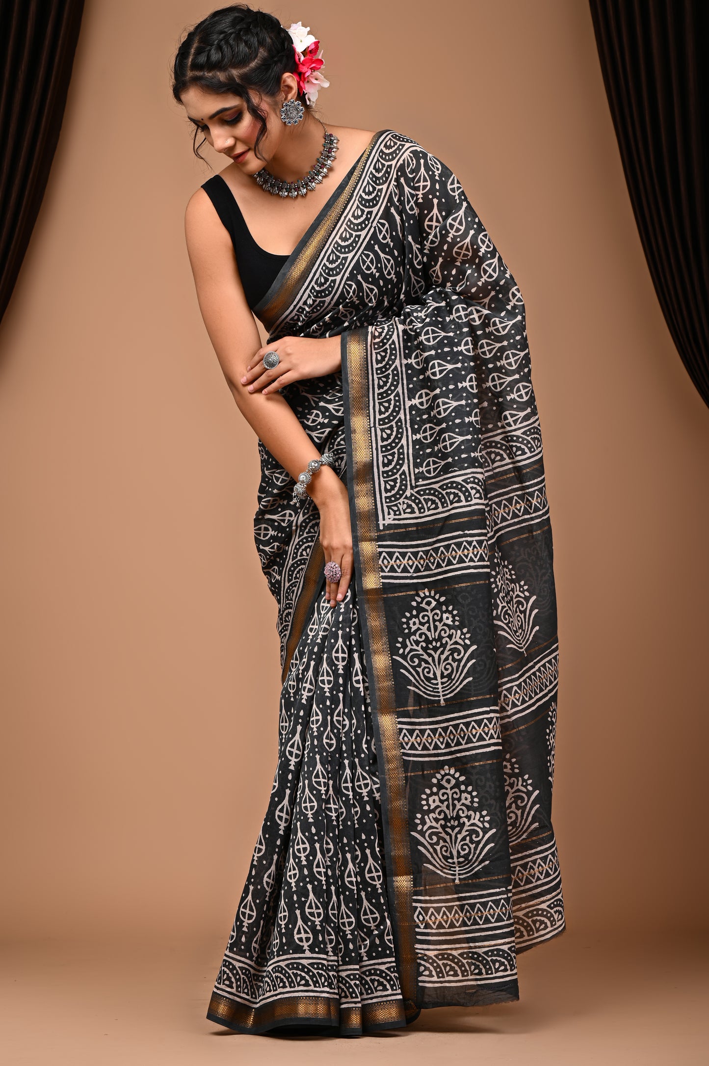 Maheshwari Silk Saree With Unstiched Blouse - Mj Creation