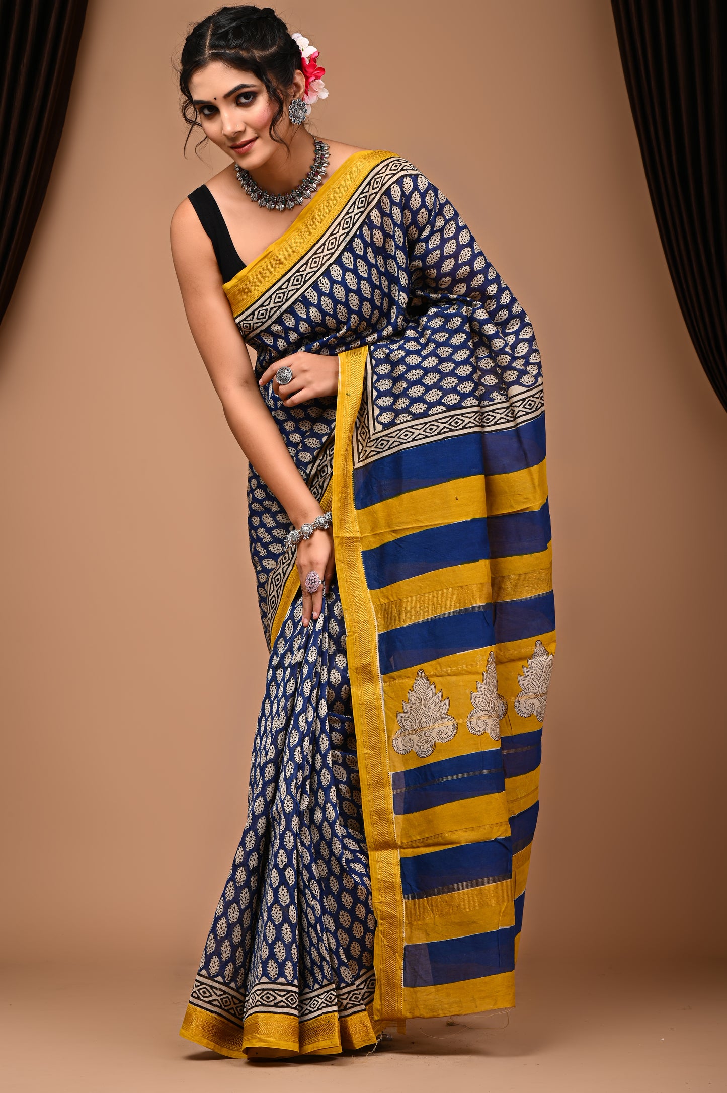 Maheshwari Silk Saree With Unstiched Blouse - Mj Creation